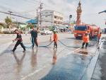ดำเนินการเก็บกระทงและล้างทำความสะอาดถนน หลังกิจกรรมงานวันลอย