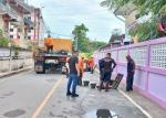 ลงพื้นที่แก้ไขปัญหาการดำเนินการลอกท่อระบายน้ำ บริเวณโรงเรียน